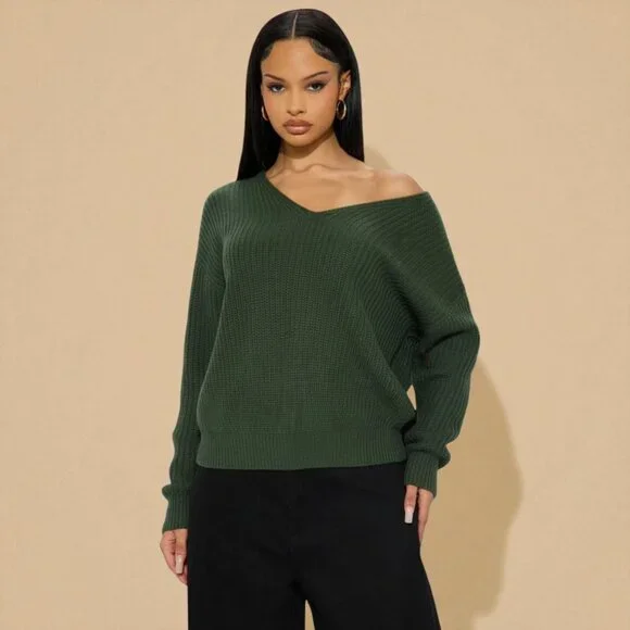 Fashion Nova Twist-Back Sweater | Hunter Green Knit | Size M - Picture 2 of 8